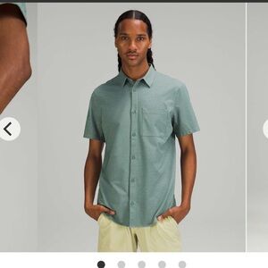 NWOT Lululemon Commission Short Sleeve Shirt *Oxford
White / Tidewater Teal